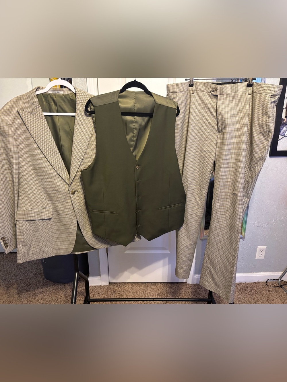 Stacy Adams Olive Green Men's 3-piece Suit